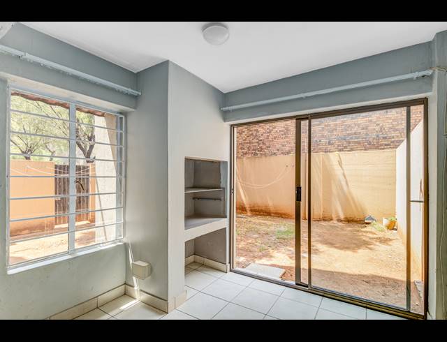 2 BEDROOM APARTMENT FOR SALE IN BLACKHEATH